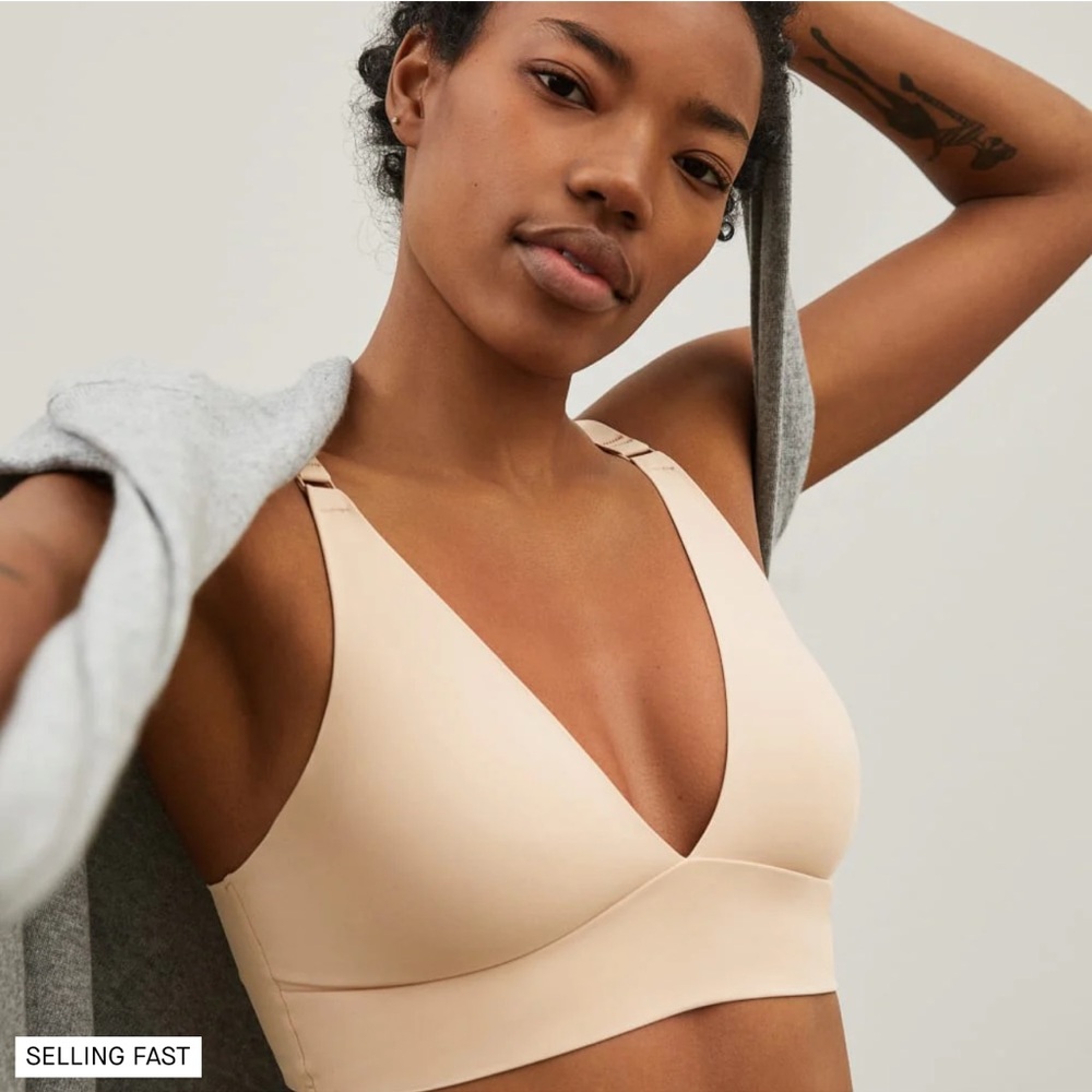 Everlane The Invisible Bra Light Tan XS
